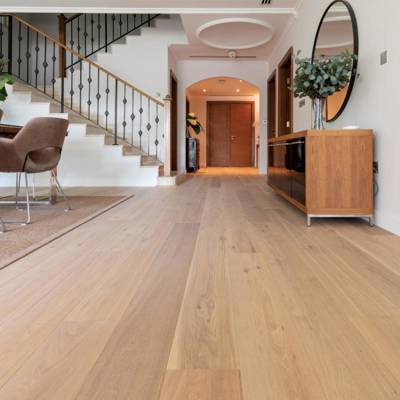 Villa in Jumeirah Park,Dubai_Swisshardwoods-Decorum-engineered-wood-mist