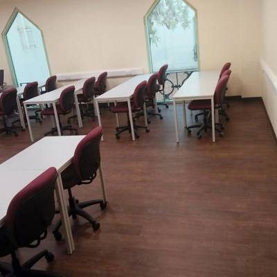Sharjah University-Karndean-Opus Rubra